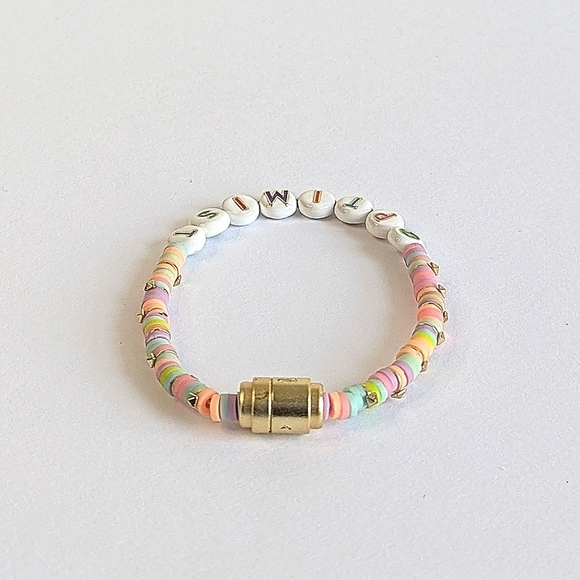 Kendra Scott Reece "OPTIMIST" Friendship Bracelet Pastel Pink Purple Blue Gold - Picture 3 of 9